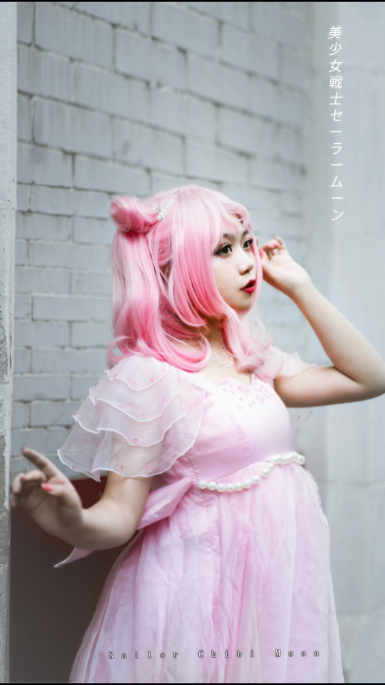 动漫cos精选:《美少女战士》小小兔插画礼服