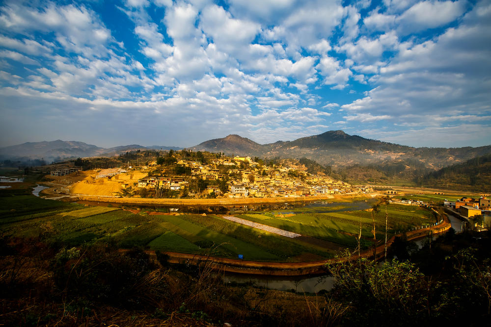 方鸿渐|一个人最大的灾难：对外人和气，对家人发脾气