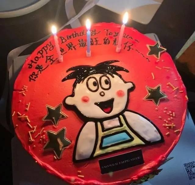 来自买家秀的伤害这生日蛋糕简直丑哭了