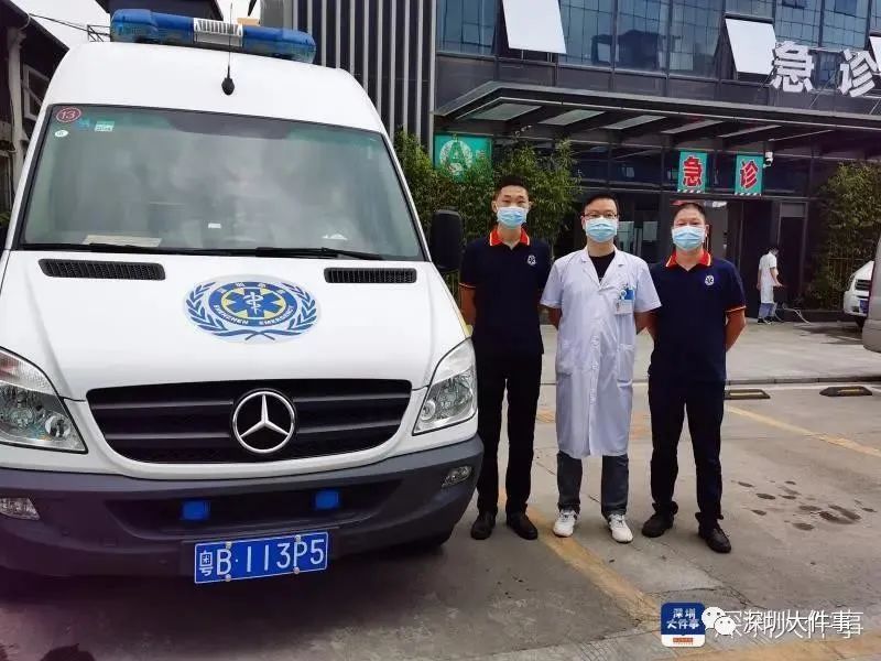 在交警鐵騎的全程協助下, 救護車平安抵達深圳市人民醫院留醫病急診科