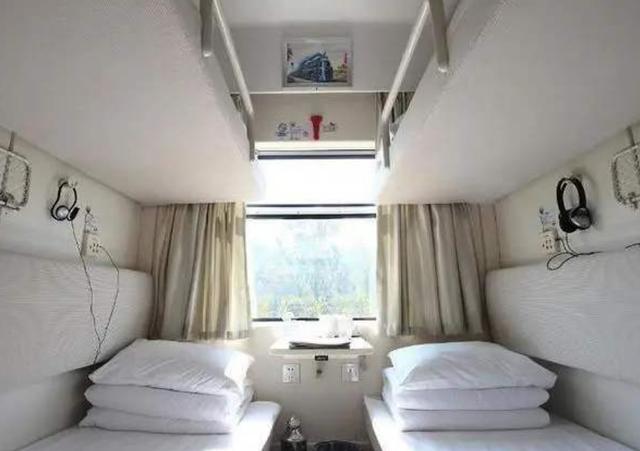 我国首列全卧铺火车,乘坐9小时不停歇,全程享受宾馆式服务