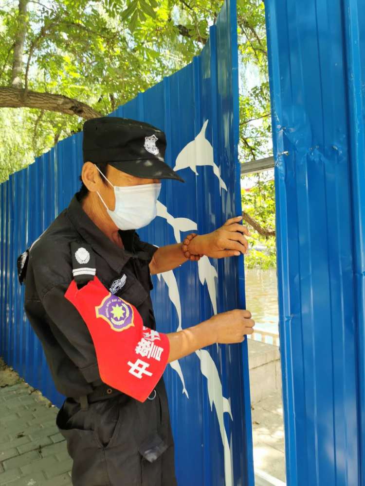 公园|游园文明多了，但这个问题仍难治