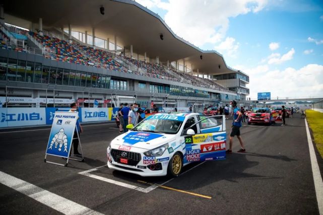 ctcc株洲持续热战纵横车队刘奕开门红后再下一城