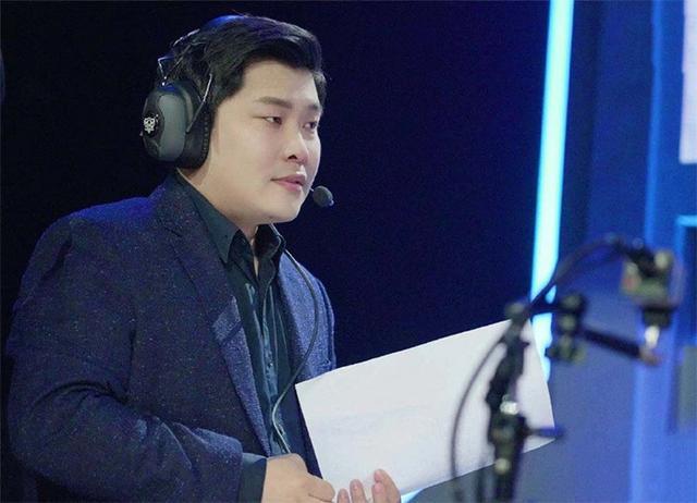 qg教练sk被网友骂到主动离职ag月光抱不平喷走后就知道错了