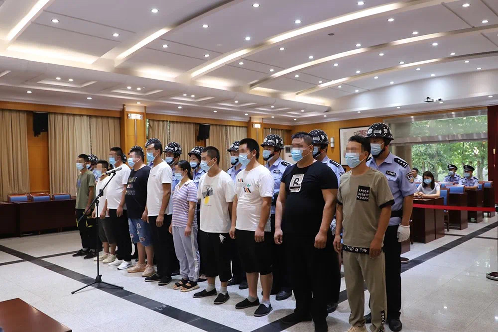 由济南市长清区人民检察院依法提起公诉的刘某荣等19人恶势力团伙犯罪