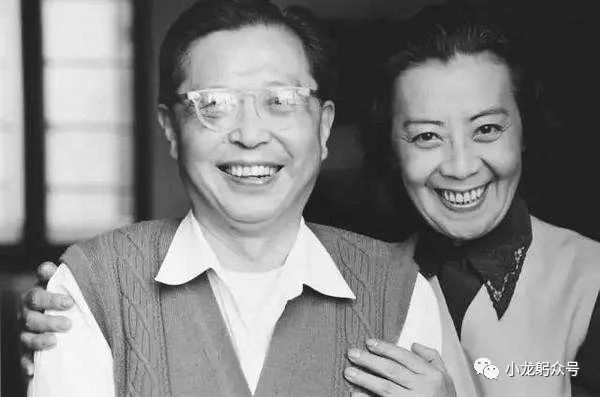 曹禺1979年69岁时第三次结婚,妻子是时年56岁的著名京剧演员李玉茹.