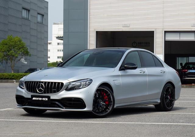 奔驰amg c43有多强?配备3.0l v6发动机,可爆发390马力