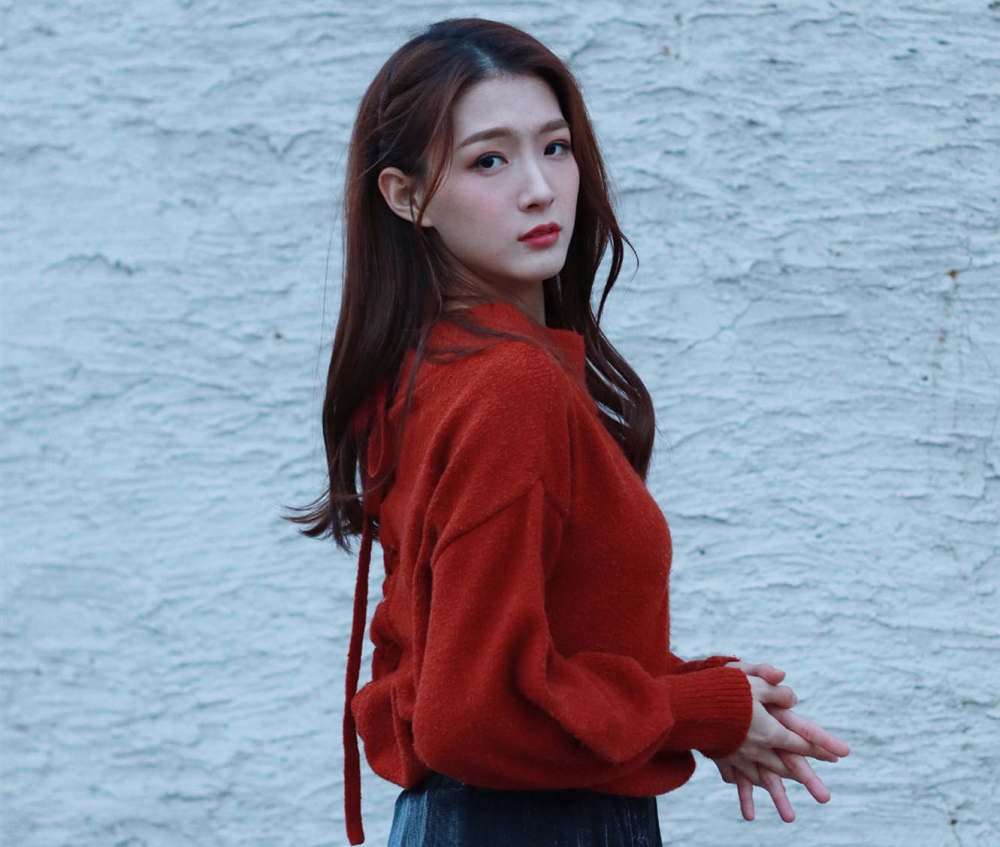 杜兰特美女球迷雪儿 社媒晒出健身照 网友:和周琦的训练量一样