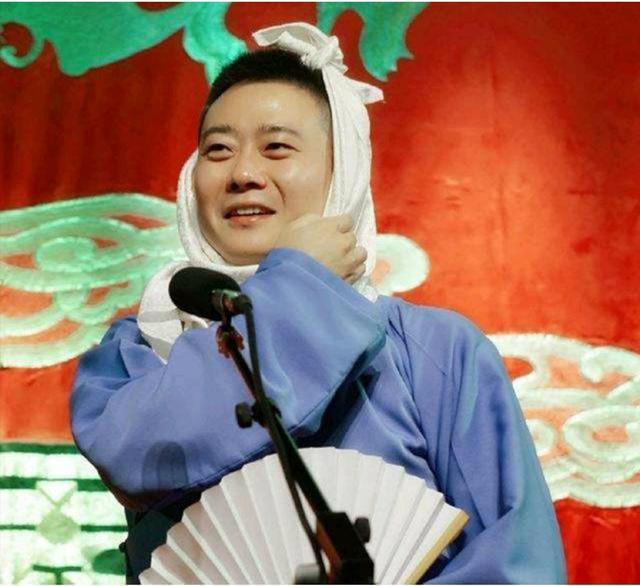 栾云平化身德云怼王微博在线怼的粉丝们思考人生