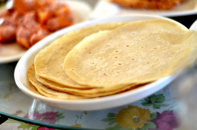 康陵村|在京郊十三陵景区内有一个小村庄 能品尝最正宗的春饼