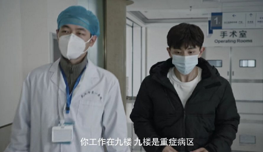 抗疫片我在大连预告邓伦素颜上阵正能量满满自称打不死小强