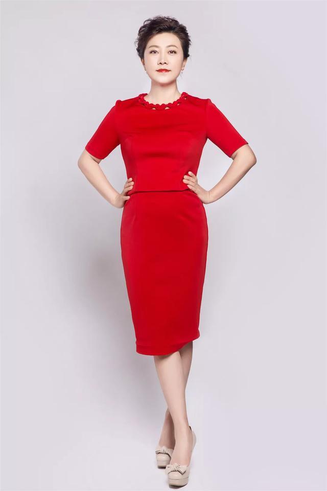 李丽|李丽 她在电视上陪伴了安徽人二十多年