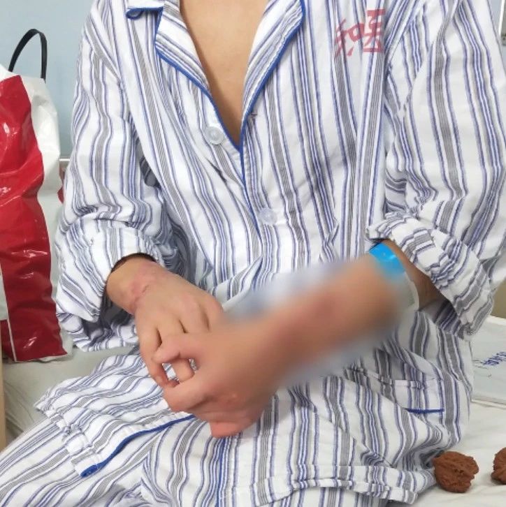 海淀区检察院|15岁少年被砍20多刀，检察官对其申请救助款10万元