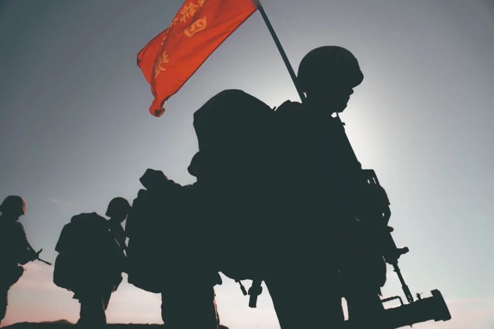 当青春遇上军旅!快来收藏这组大漠热血剪影