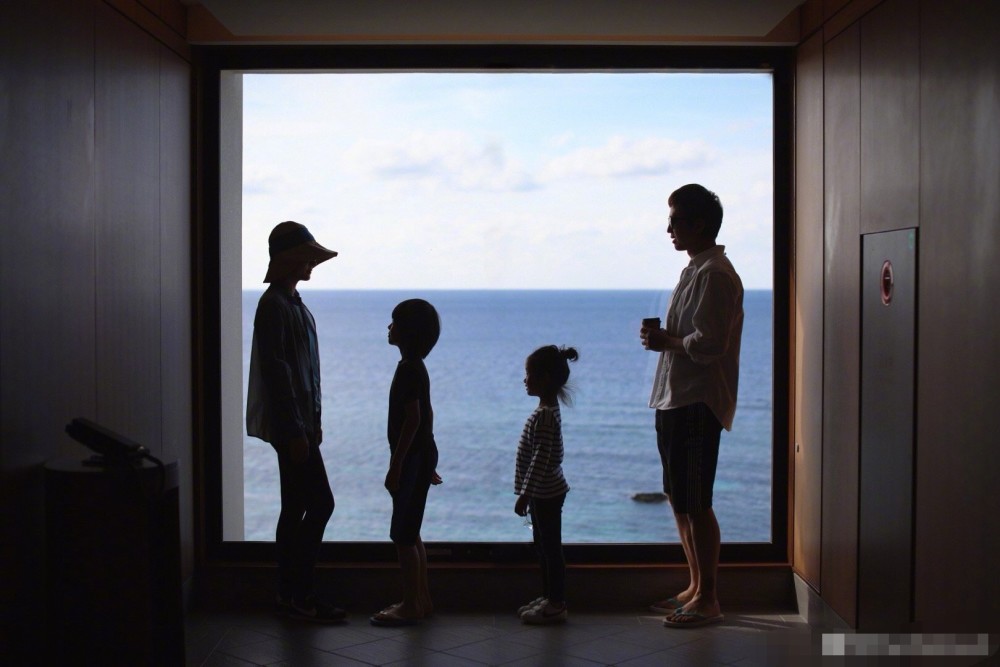 孙俪|邓超羡慕女儿的装牙宝盒，喊话想找回自己的乳牙，网友：直接拔一颗