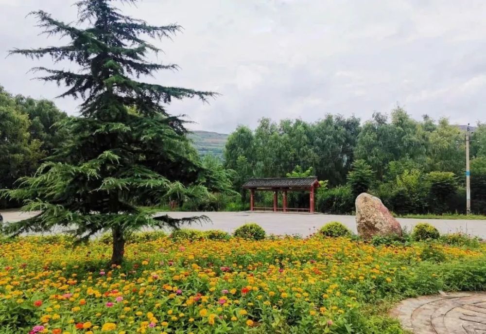 花开永坪展现美丽乡村别致美