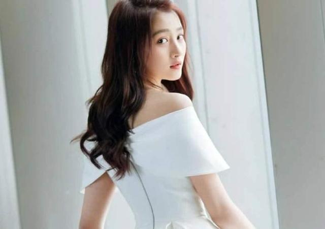 长大以后美若仙子的童星,每个都没有让大家失望,没白等你们长大_腾讯