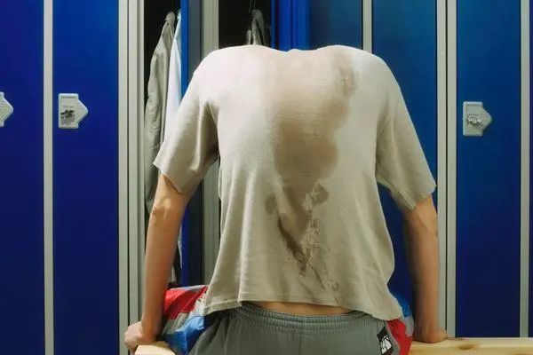 免疫|6个身体表现，是免疫力变差了，少做5件事，增强免疫少生病