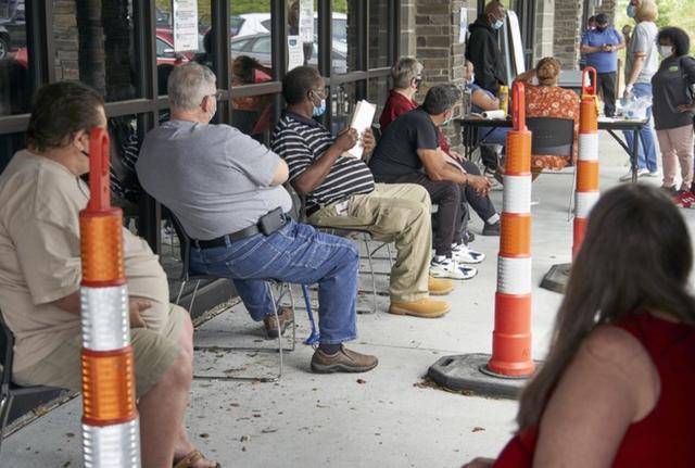 失业救济|美经济复苏遇瓶颈，连续20周失业救济人数超百万