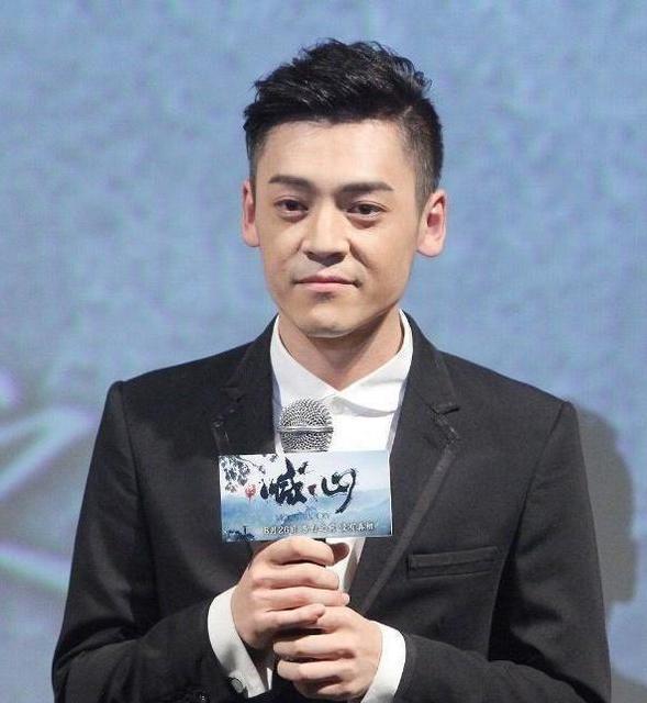 巍子儿子:误认为父亲抛妻弃子与他冷战15年,靠自己闯荡娱乐圈