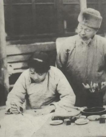 齐白石|她17岁嫁56岁齐白石，为他甘愿埋没才华，因难产去世时，他已83岁