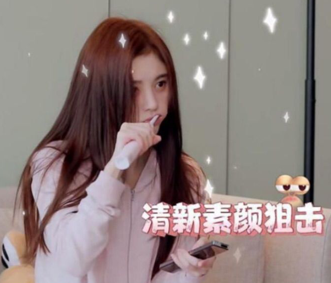 鞠婧祎|鞠婧祎把脸洗干净后，看到她素颜的真实样子，再也不敢说她伪素颜了