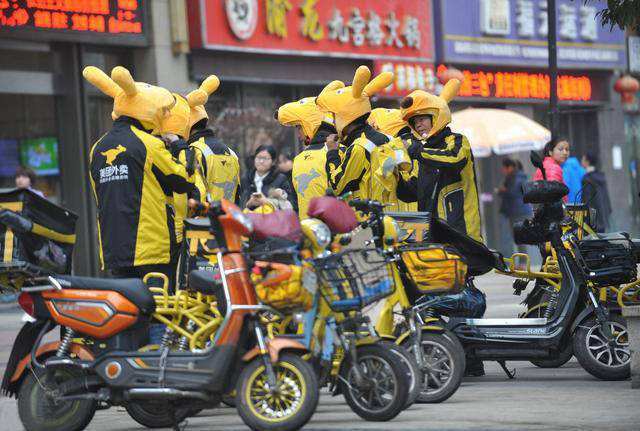 外卖|北京商场内外卖小哥和店员上演大战！对此你怎么看？