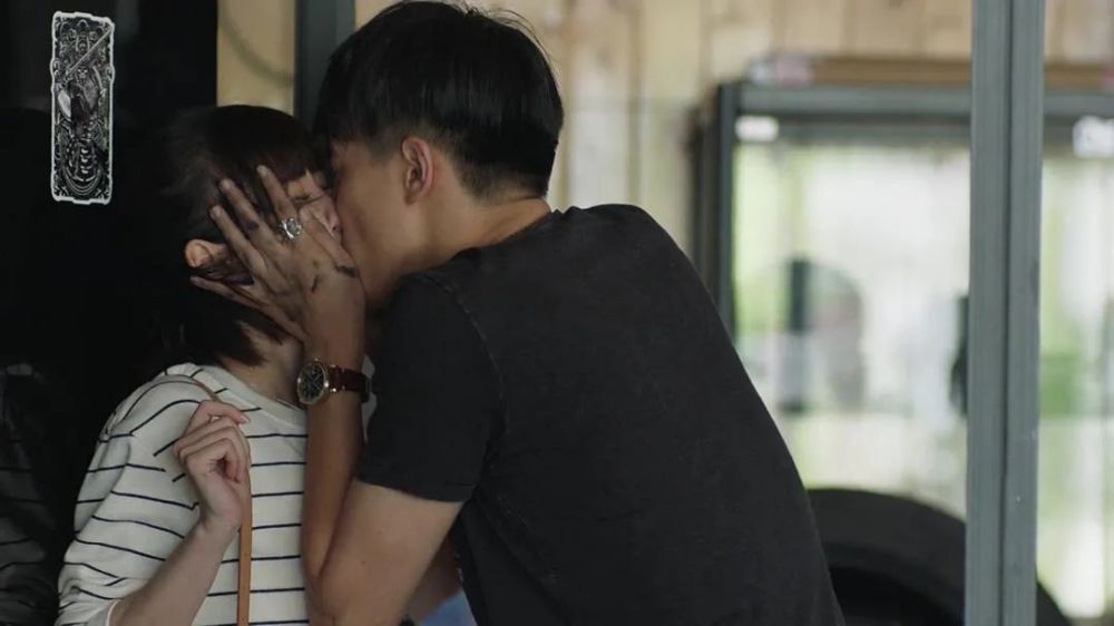 钟晓芹|打着独立女性的幌子，乐此不疲的“侮辱”女性