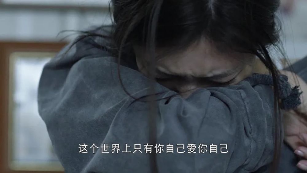 钟晓芹|打着独立女性的幌子，乐此不疲的“侮辱”女性