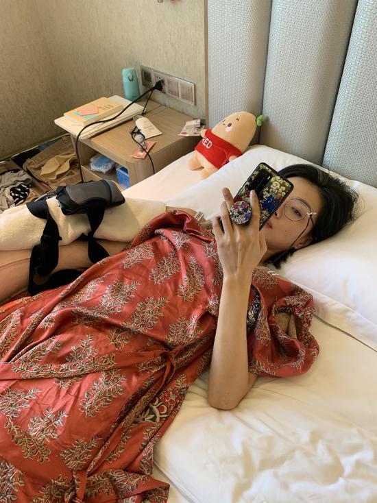 万茜|王珞丹发文疑似暗讽万茜：不想当什么好演员了，就想红