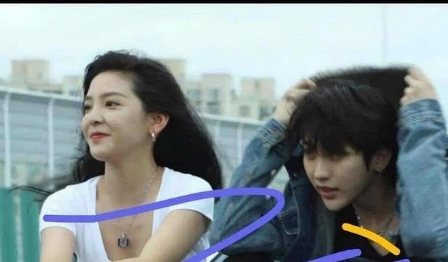 蔡徐坤新mv女主找章若楠出演画面甜度爆表粉丝吃醋脱粉回踩