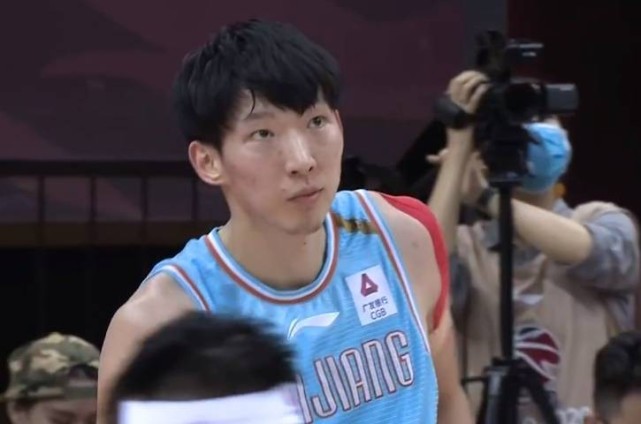 谁让大韩打出奥尼尔的数据?朱彦硕:今年cba最佳防守球员