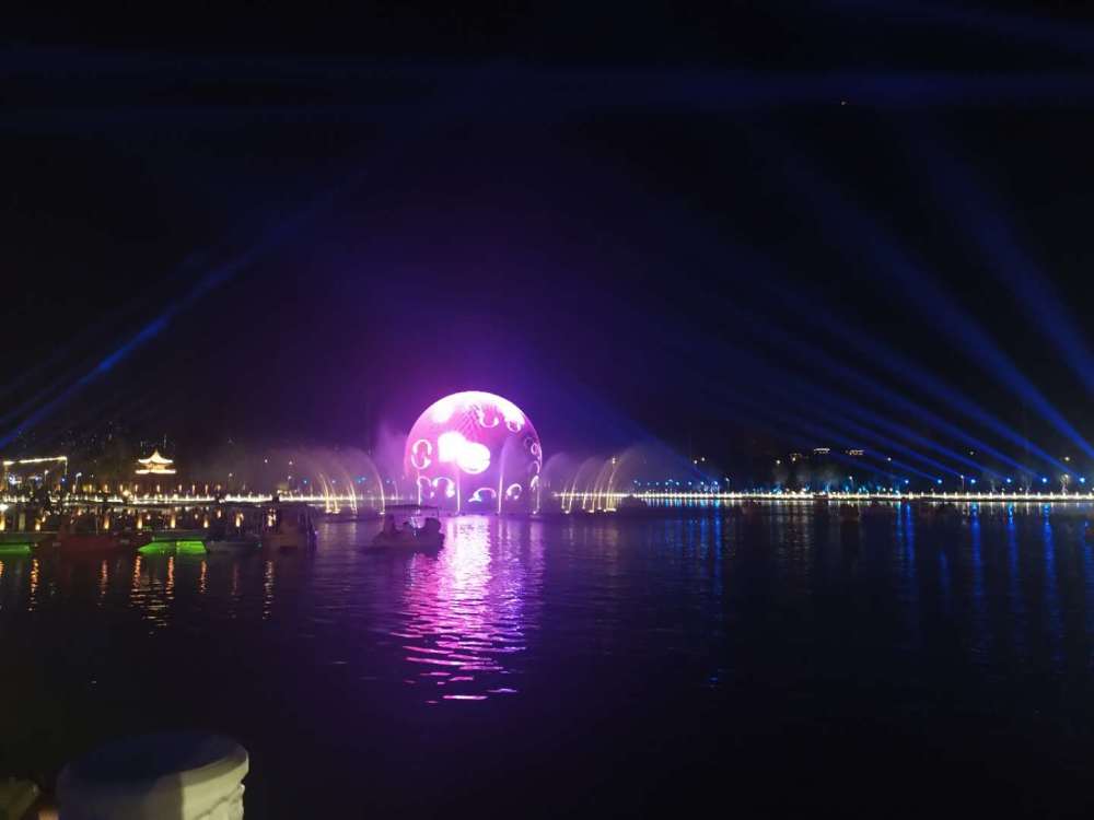 公园|夜游御龙河公园，原来这里也有这么美的景色