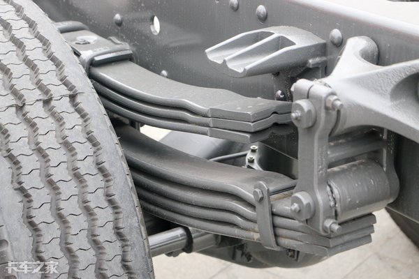 配240马力发动机,货厢容积最大59立方,详解柳汽乘龙h5大单桥车_腾讯新