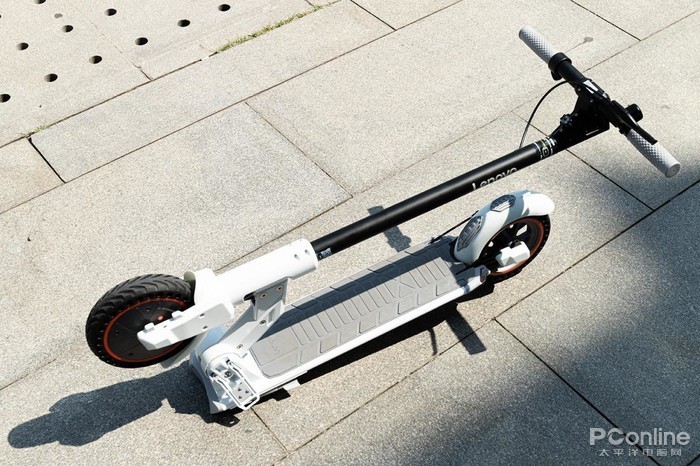 短途代步新体验联想智能滑板车m2蜂窝轮胎版评测