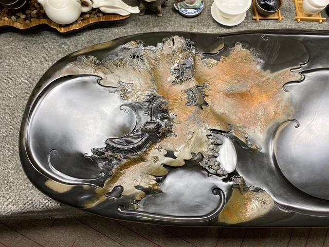 雕刻|把“万里长城”雕刻在石头茶盘上，太震撼了，这才是真正的手艺人