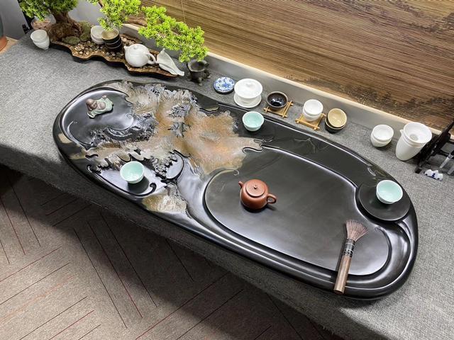 雕刻|把“万里长城”雕刻在石头茶盘上，太震撼了，这才是真正的手艺人