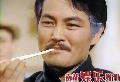 杨幂|杨幂颜值崩坏似巫婆？可她前夫的换头故事也很精彩啊…