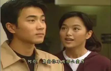 杨幂|杨幂颜值崩坏似巫婆？可她前夫的换头故事也很精彩啊…