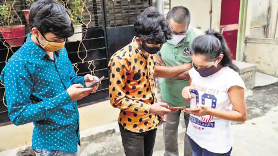 杜贝|男子手机被偷，抓到小偷后没报警反而送了对方一大笔钱