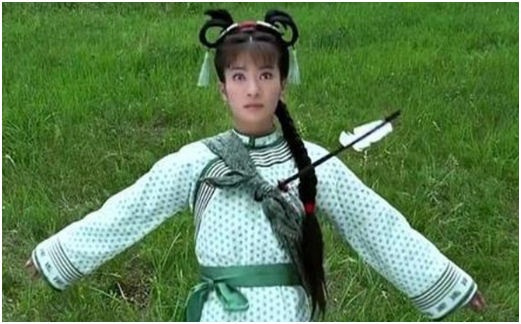 还珠格格:同样是小燕子中箭,老版差点死掉,新版:还能再挨一箭