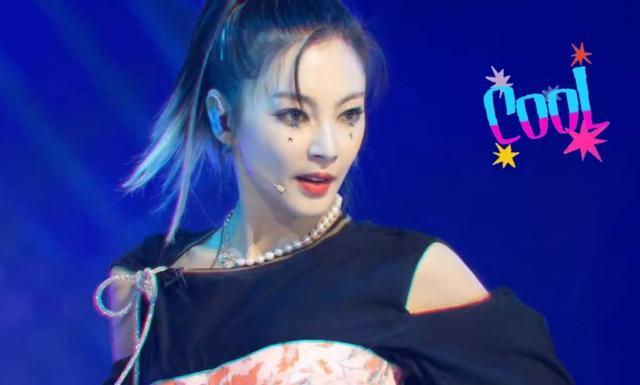 张雨绮|张雨绮生日姐姐团成群送祝福，伊能静零点发小作文文笔超好