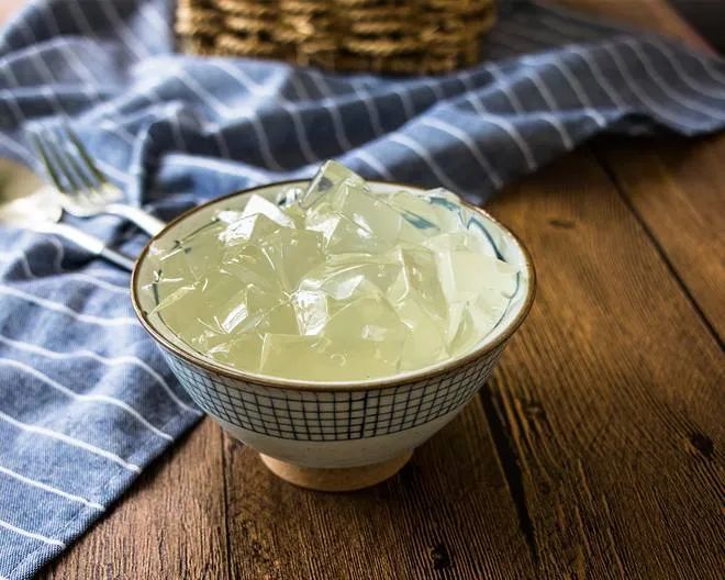 大白梨|【微食疗】立秋热浪袭来，大白梨来帮你解渴润肺！