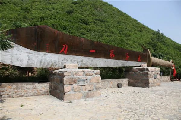 五是喜峰口长城抗战纪念馆,建筑面积3800平米,由冀东抗日,喜峰口长城