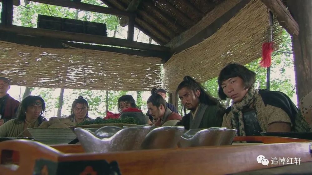 王伦|水浒传：王伦想不死，只有两种选择！这才是江湖