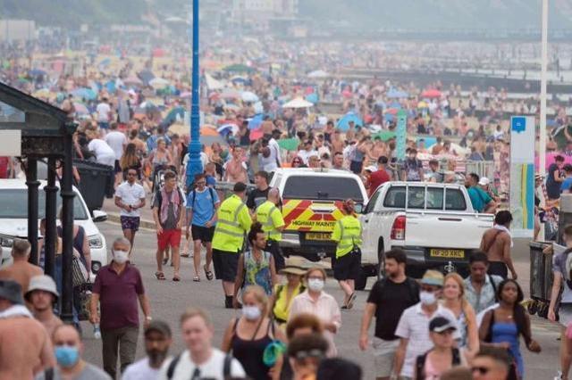 英国_时政|英国检疫名单中又纳入3个国家，法国疫情反弹，葡萄牙感到委屈