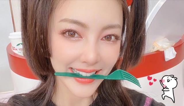 伊能静|伊能静看人好准，发长文给张雨绮庆生，每句话都戳姐妹心窝