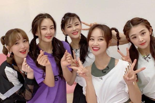 伊能静|伊能静看人好准，发长文给张雨绮庆生，每句话都戳姐妹心窝