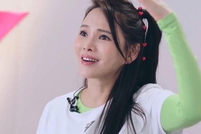 伊能静|伊能静看人好准，发长文给张雨绮庆生，每句话都戳姐妹心窝