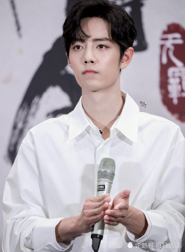 肖战|肖战七夕情人节写真，感受一下世界各地的海外粉丝评价！